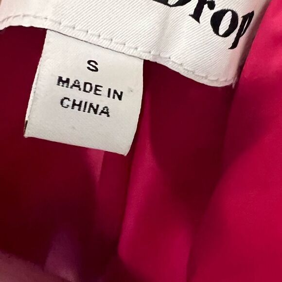 Hot pink puffer jacket - Picture 6 of 6